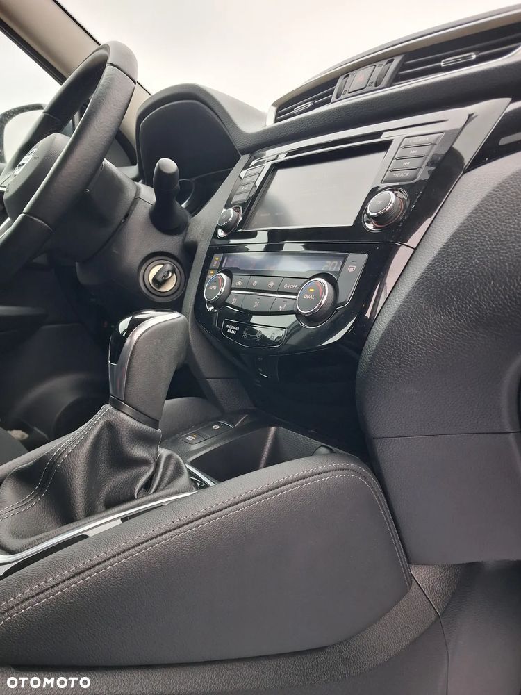 Nissan Qashqai 1.6 dCi Xtronic 360 - 19