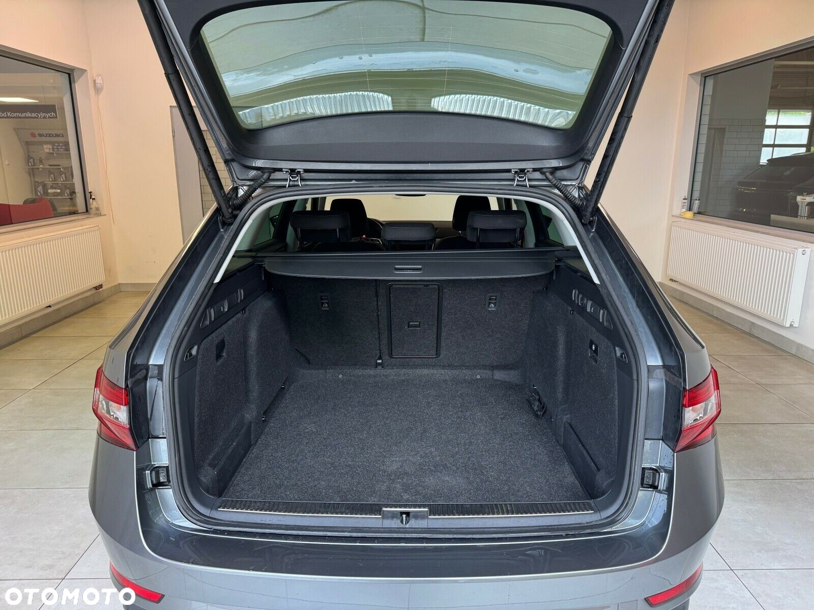 Skoda Superb 1.5 TSI Ambition DSG - 8