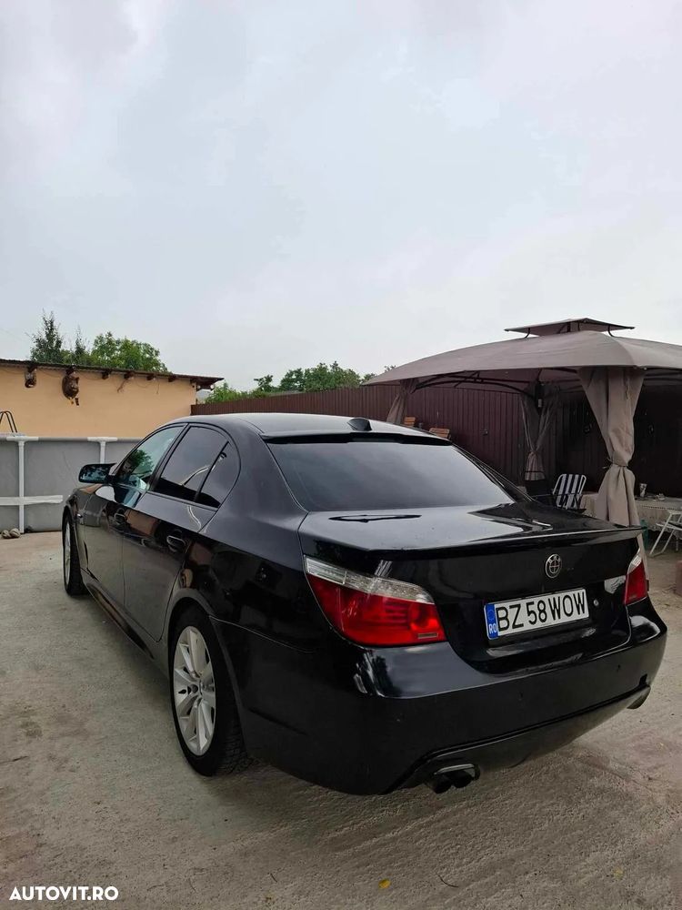 BMW Seria 5 530d Touring Aut. - 3
