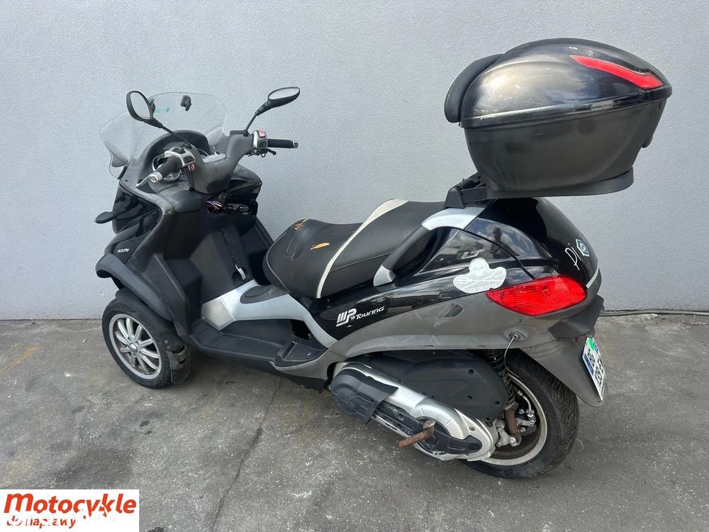 Piaggio MP-3 - 6