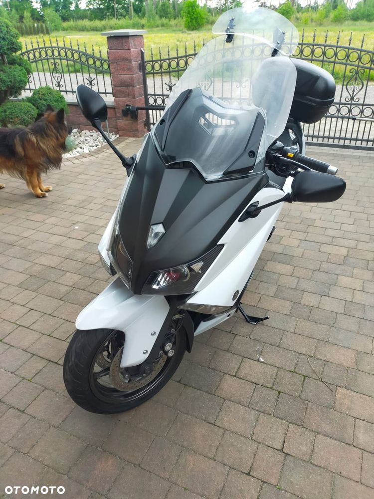 Yamaha Tmax - 5