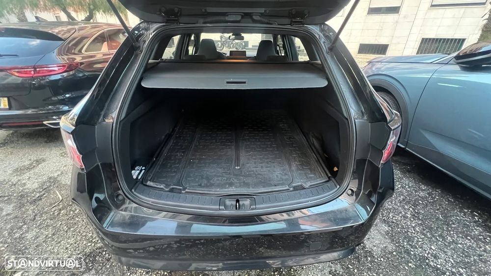 Toyota Corolla Touring Sports 1.8 Hybrid Comfort - 11