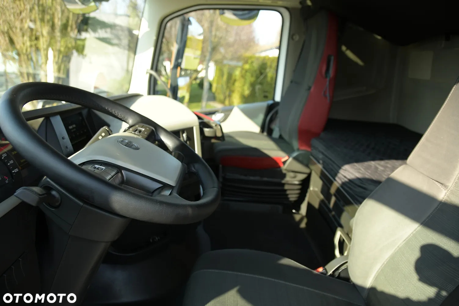 Volvo FH 500///* 2018////* GLOBETROTTER///* XXL///* ZABUDOWY MIEDZYOSIOWE///* STANDARD///* STAN BARDZO DOBRY - 21