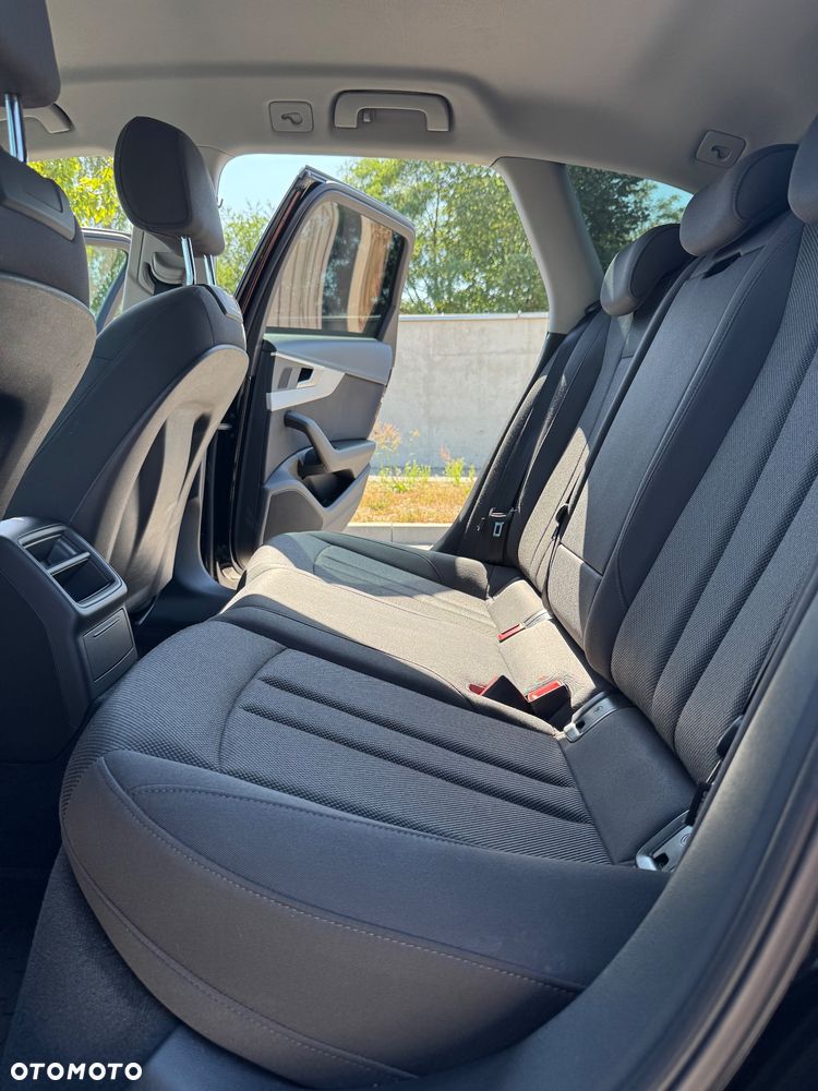 Audi A4 Avant 2.0 TDI S tronic - 9