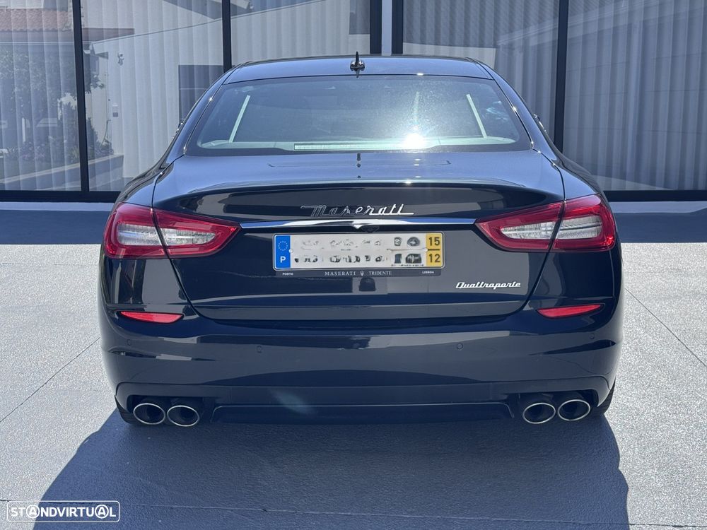 Maserati Quattroporte 3.0 V6 - 4