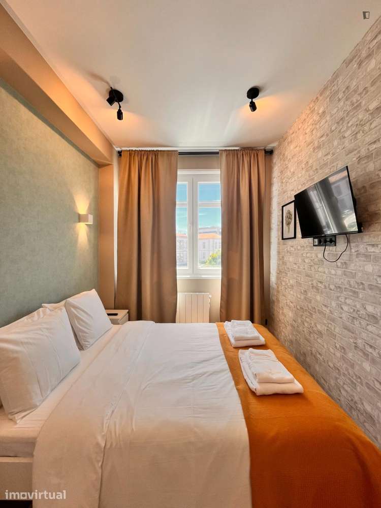 Apartamento com 1 quartos - localizado em Cedofeita Porto - Grande imagem: 2/21