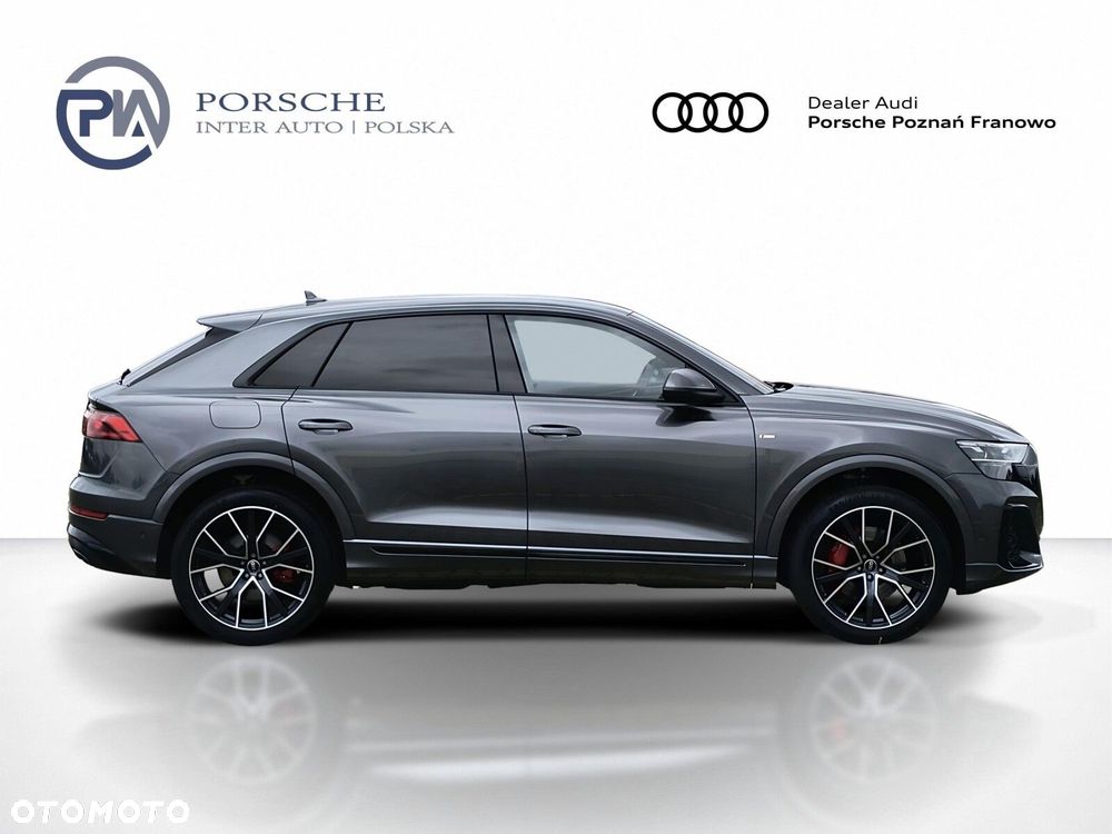 Audi Q8 - 8