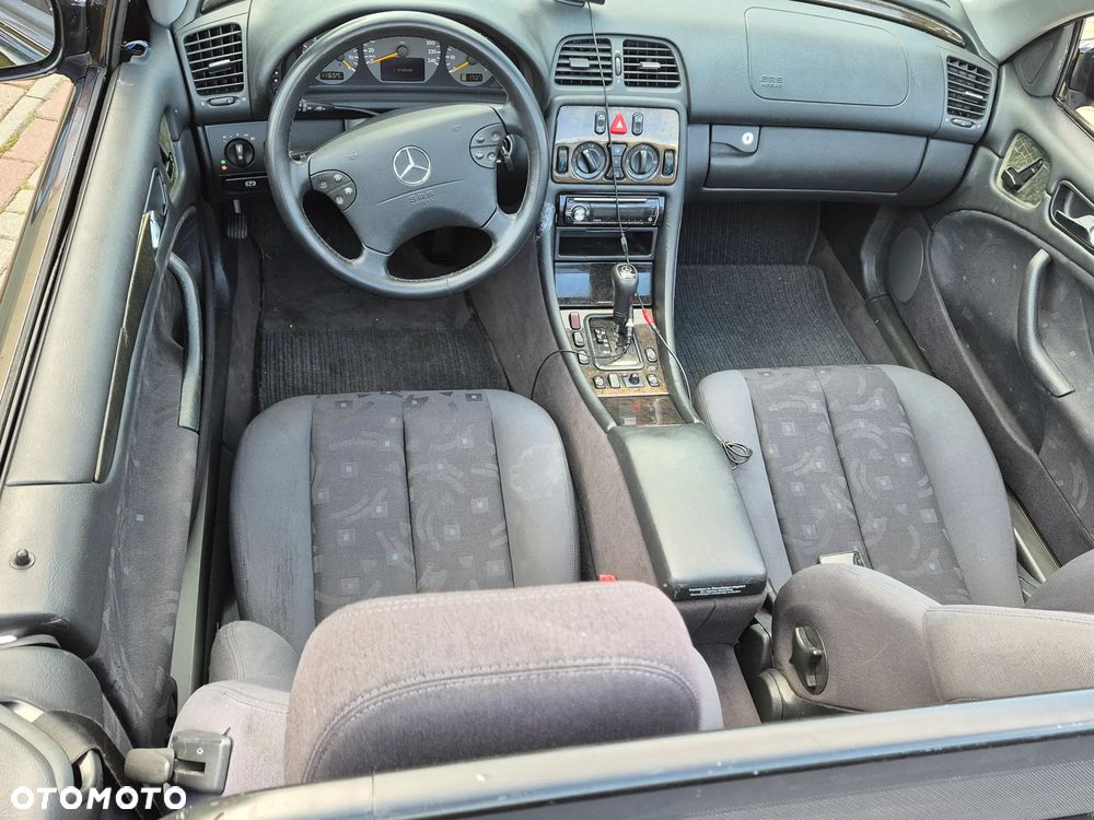 Mercedes-Benz CLK - 5