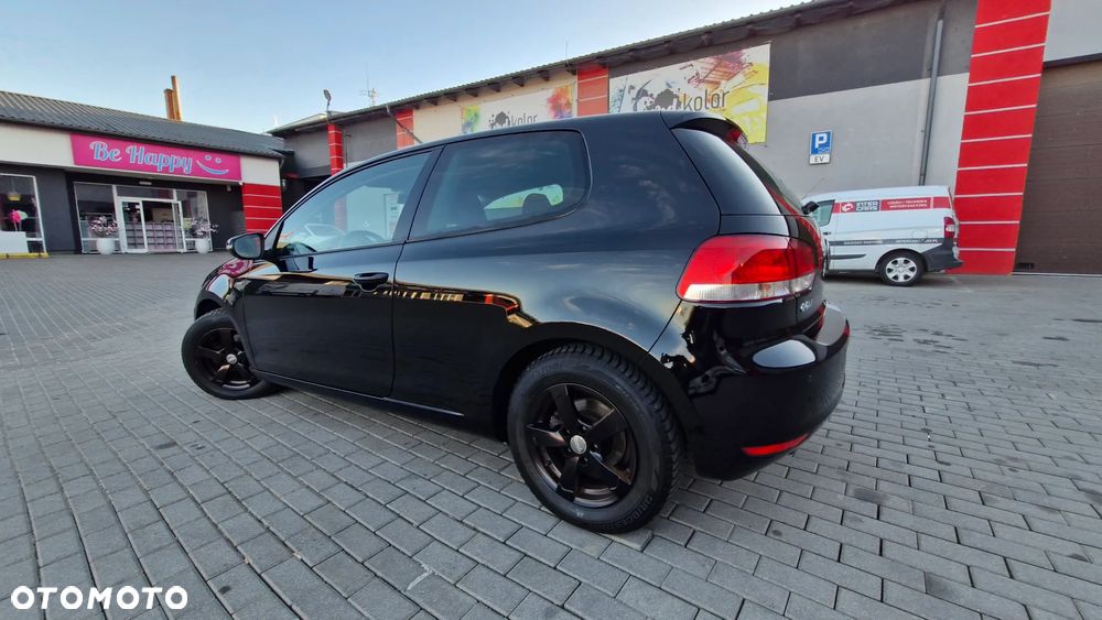 Volkswagen Golf 1.6 TDI DPF MATCH - 20
