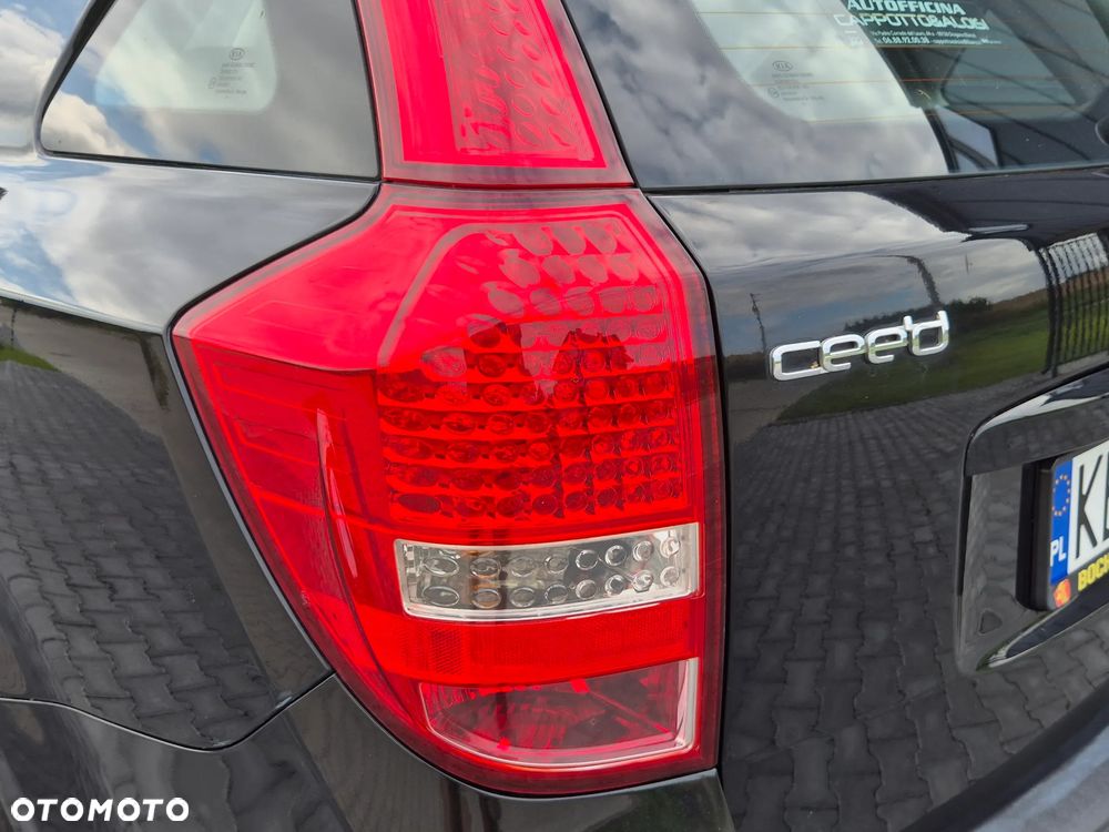 Kia Ceed 1.4 Comfort - 23