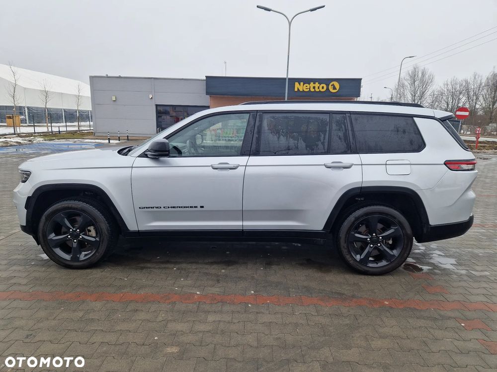 Jeep Grand Cherokee - 8