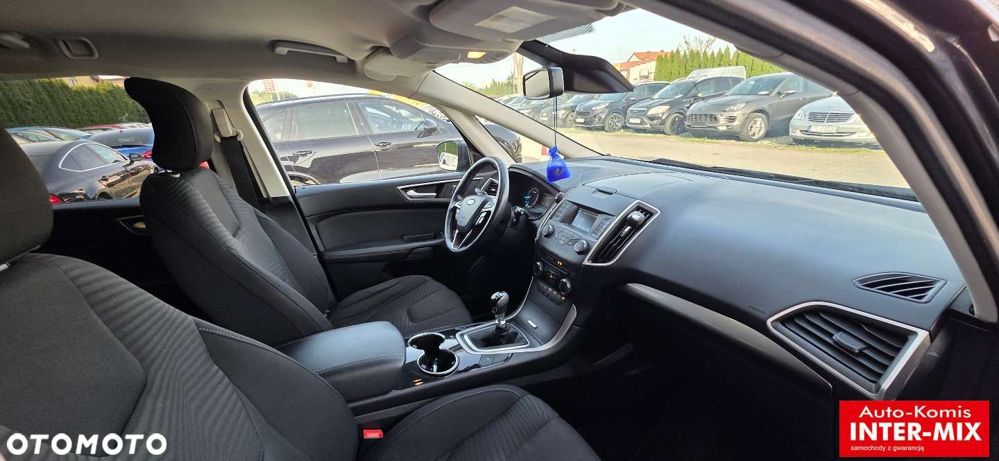 Ford S-Max - 13
