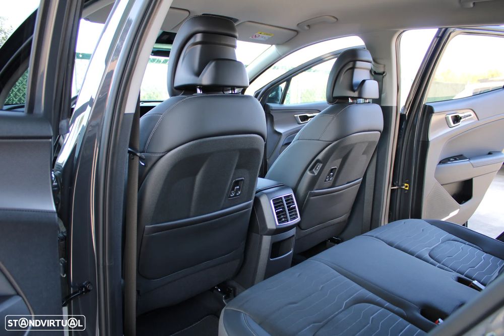 Kia Sportage 1.6 T-GDi HEV Drive - 37