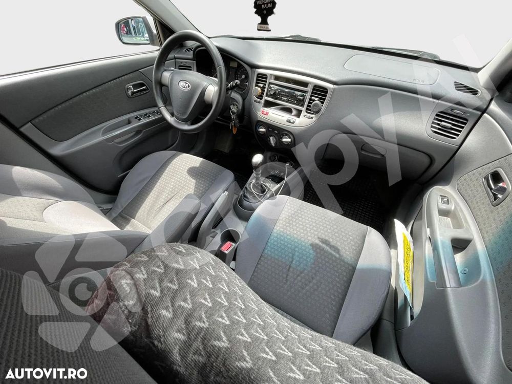 Kia Rio 1.5 DSL EX Comfort+ - 17