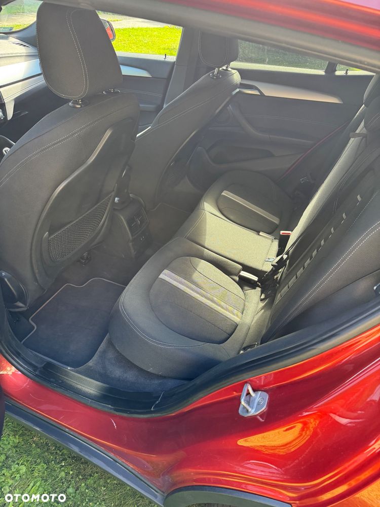 BMW X2 sDrive18i - 15