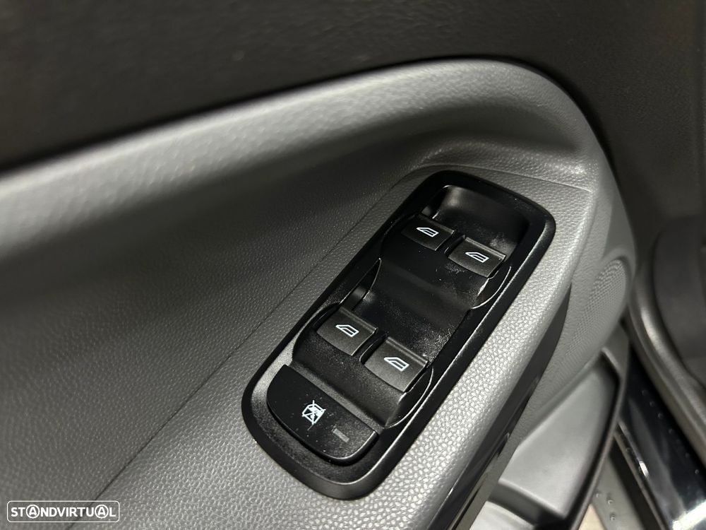 Ford EcoSport 1.0 EcoBoost Titanium - 14