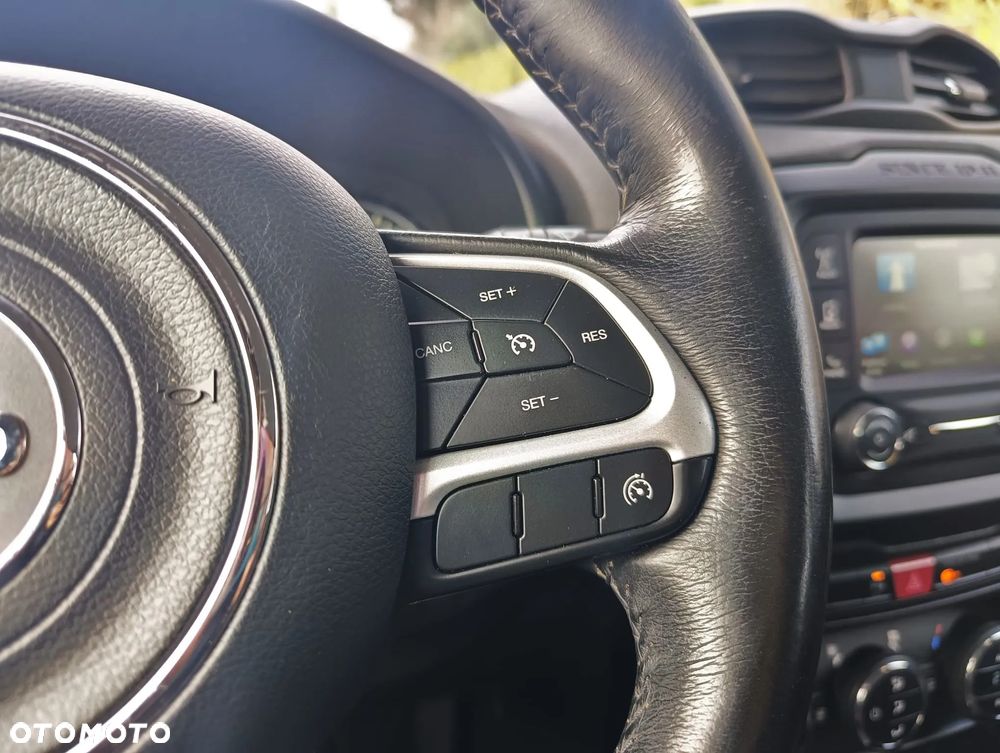 Jeep Renegade 1.4 MultiAir Longitude FWD S&S - 23