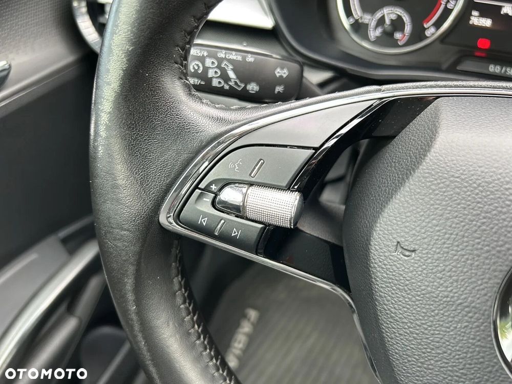 Skoda Fabia 1.0 TSI Ambition - 24