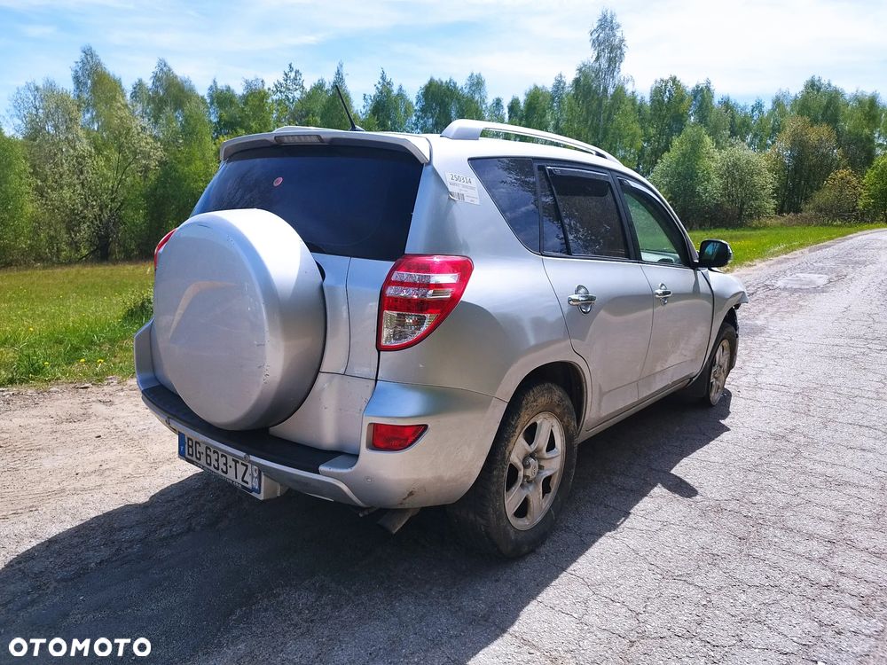 Toyota RAV4 2.2 D-4D 4x4 Life - 6
