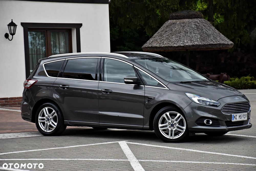 Ford S-Max 2.0 TDCi Titanium PowerShift - 6