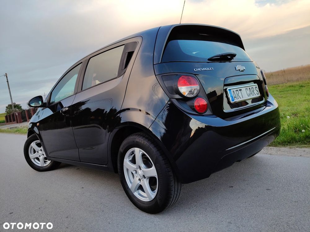 Chevrolet Aveo 1.2 LT - 15