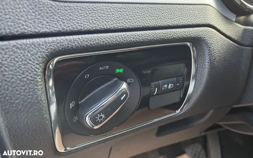 Skoda Superb 1.6 TDI GreenLine - 16