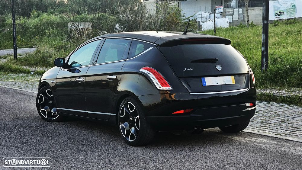 Lancia Delta 1.9 M-Jet TwinTurbo Platino - 4