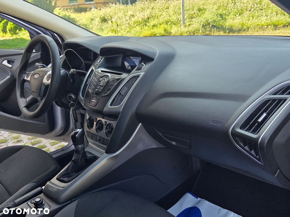 Ford Focus 1.6 Ti-VCT Style - 30
