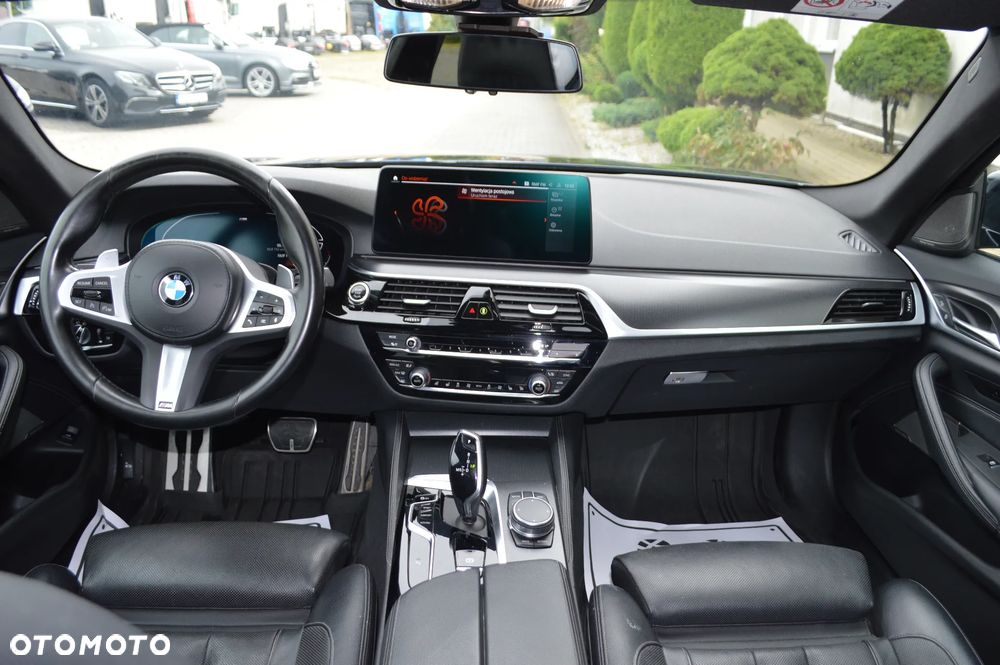 BMW Seria 5 520d MHEV Sport - 16