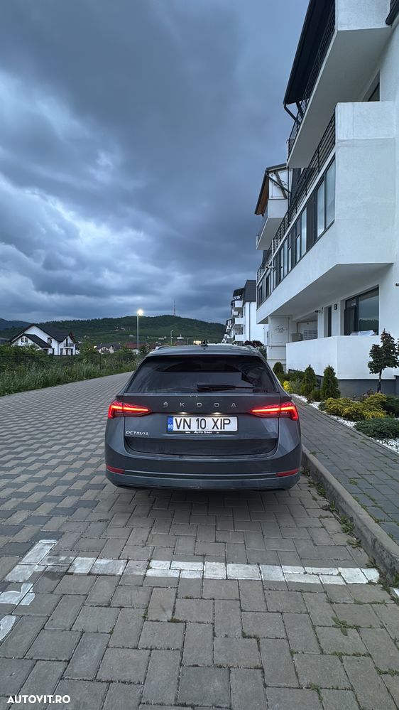Skoda Octavia 2.0 TDI AMBITION DSG - 7