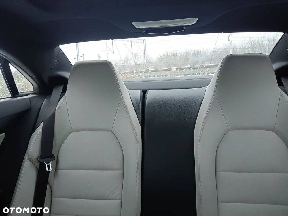 Mercedes-Benz Klasa E - 11