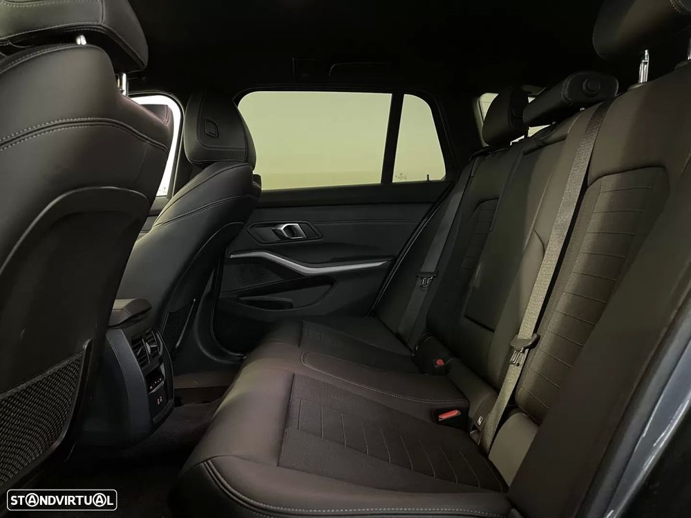 BMW 320 e Corporate Edition Auto - 13