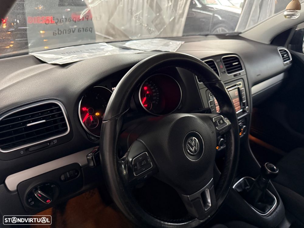 VW Golf 1.6 TDi Highline - 5