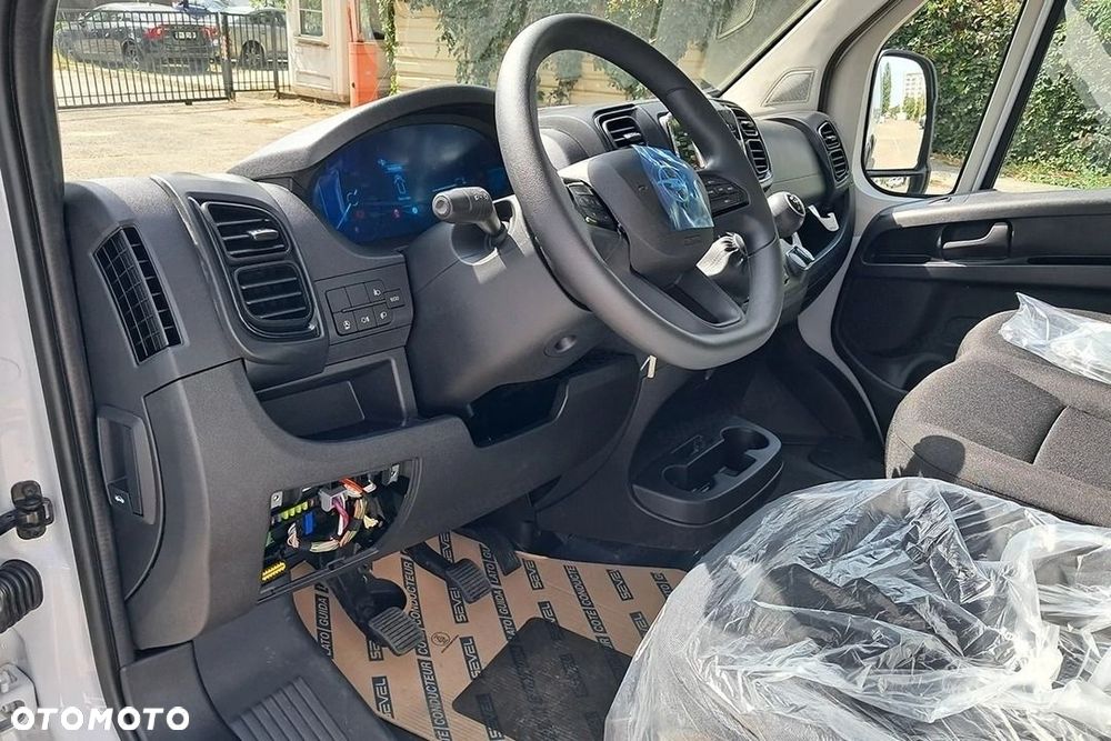Opel Movano L3H2 2.2 140KM - 11