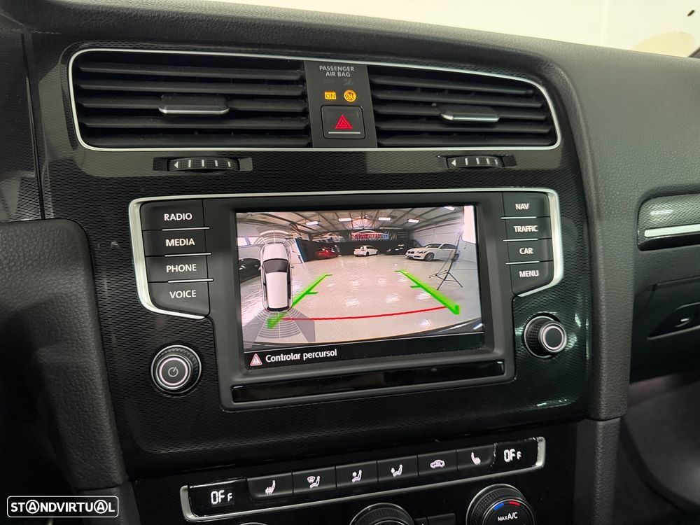 VW Golf GTI Performance BlueMotion DSG - 17