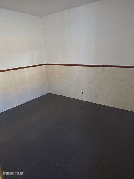 Alugo Apartamento Azueira Mafra - Grande imagem: 5/7
