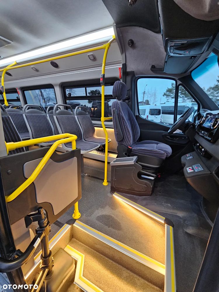 Mercedes-Benz Sprinter 519 CDI - 13