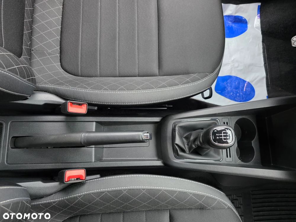 Skoda Fabia 1.0 TSI Ambition - 27