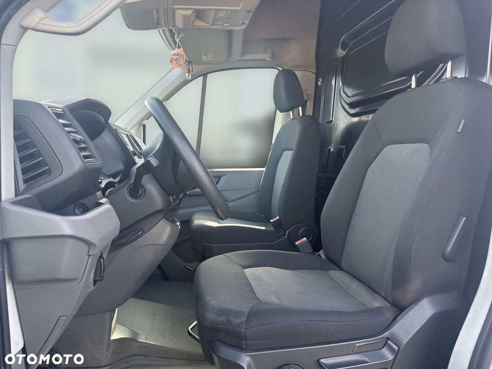 Volkswagen Crafter - 9