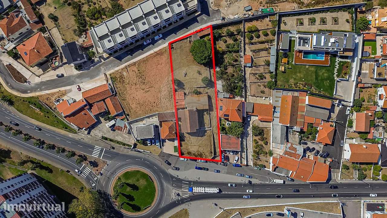 Moradia T4 para venda - Grande imagem: 2/18