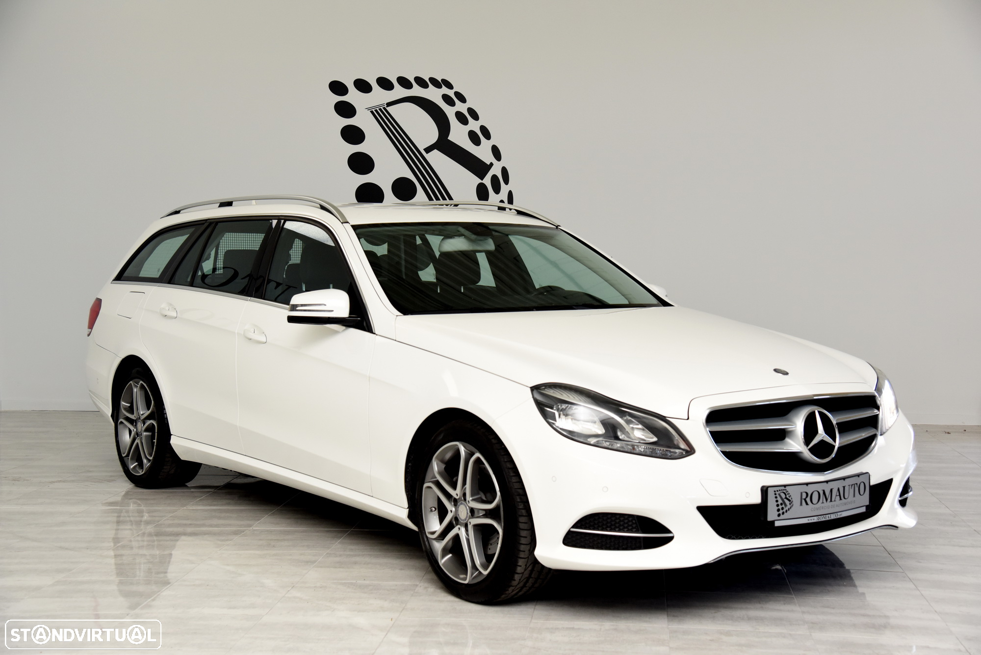 Mercedes-Benz E 300 Bluetec Hybrid Avantgarde - 3