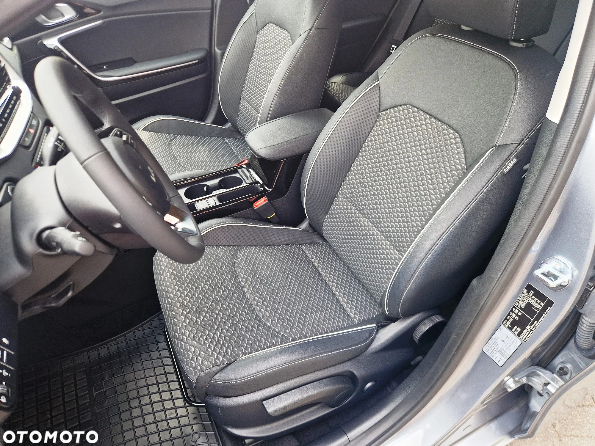 Kia Ceed 1.5 T-GDI Tribute - 35