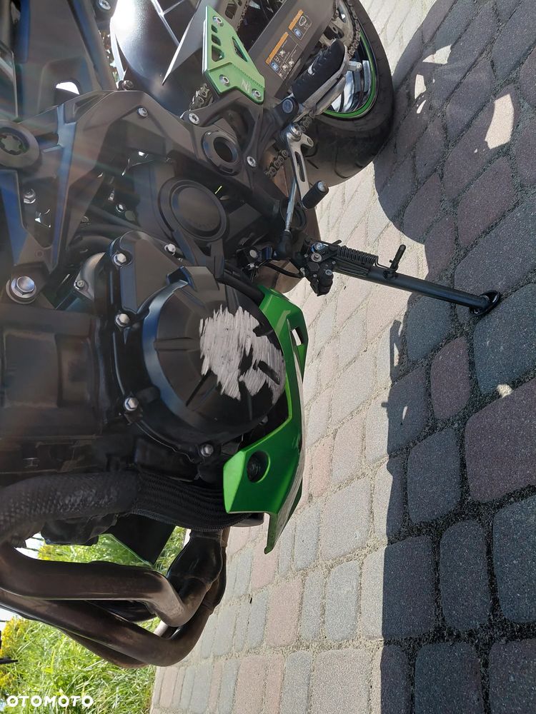 Kawasaki Z 900 - 13