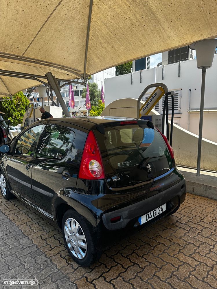 Peugeot 107 1.0 Trendy - 6