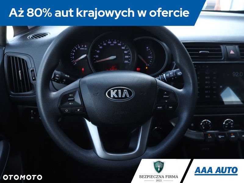 Kia Rio - 22