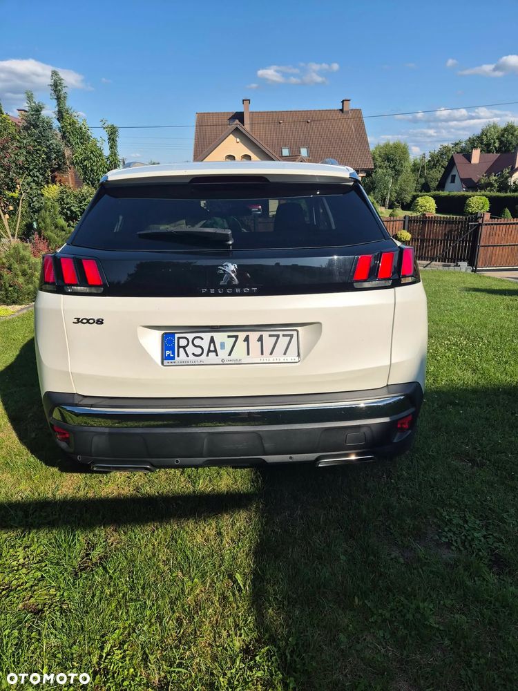 Peugeot 3008 PureTech 130 Stop & Start GPF EAT8 Allure - 13