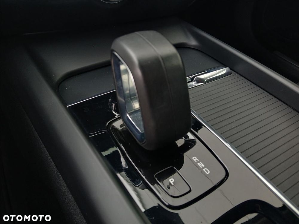 Volvo V60 B4 D Momentum Pro - 16