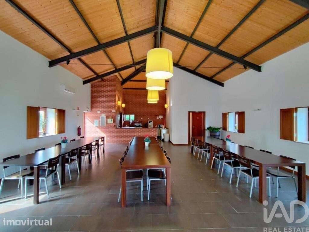 Propriedade T25 em Nossa Senhora da Graça de Póvoa e Meadas - Grande imagem: 5/24