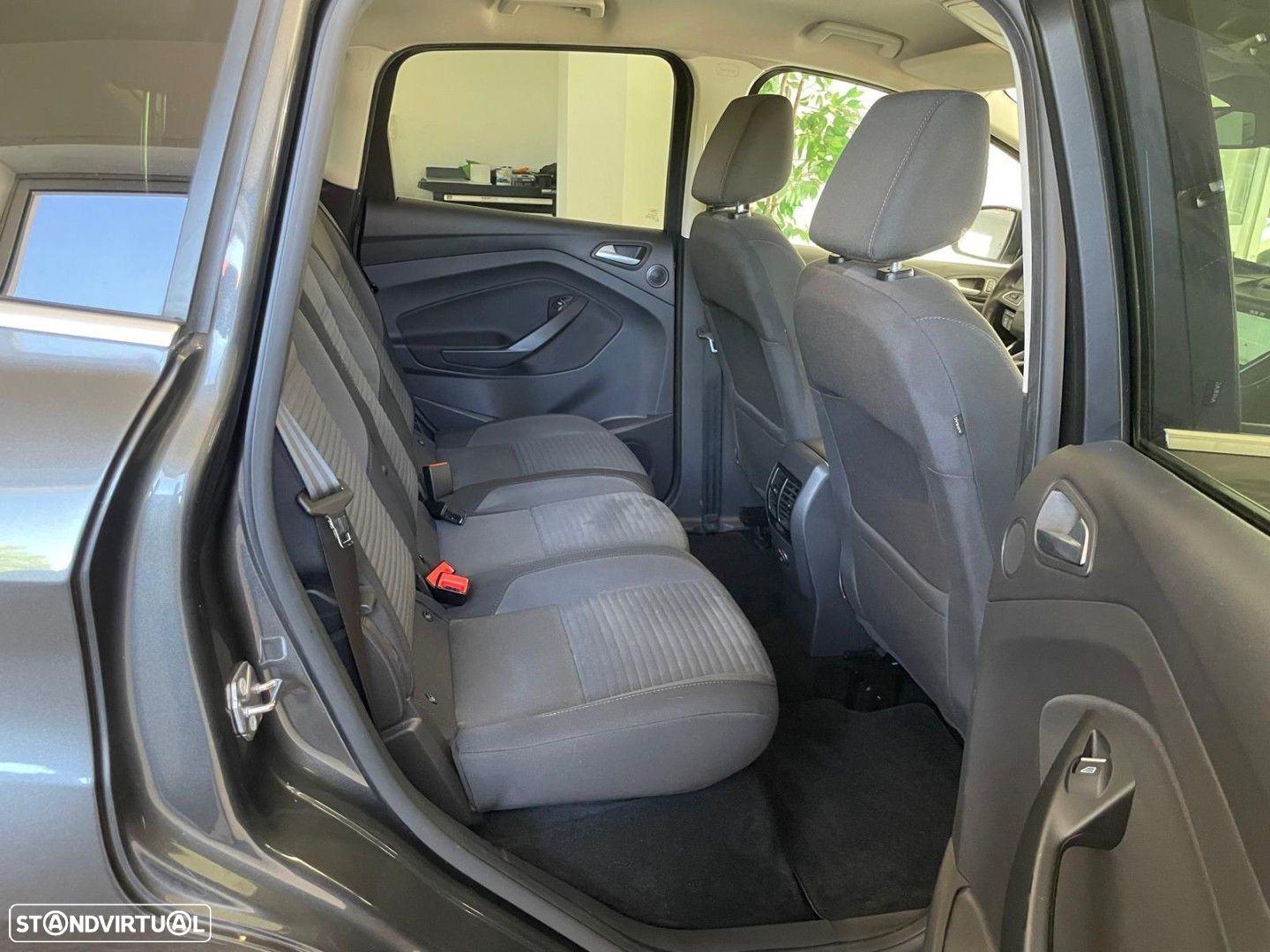Ford C-Max 1.5 TDCi Titanium S/S - 28