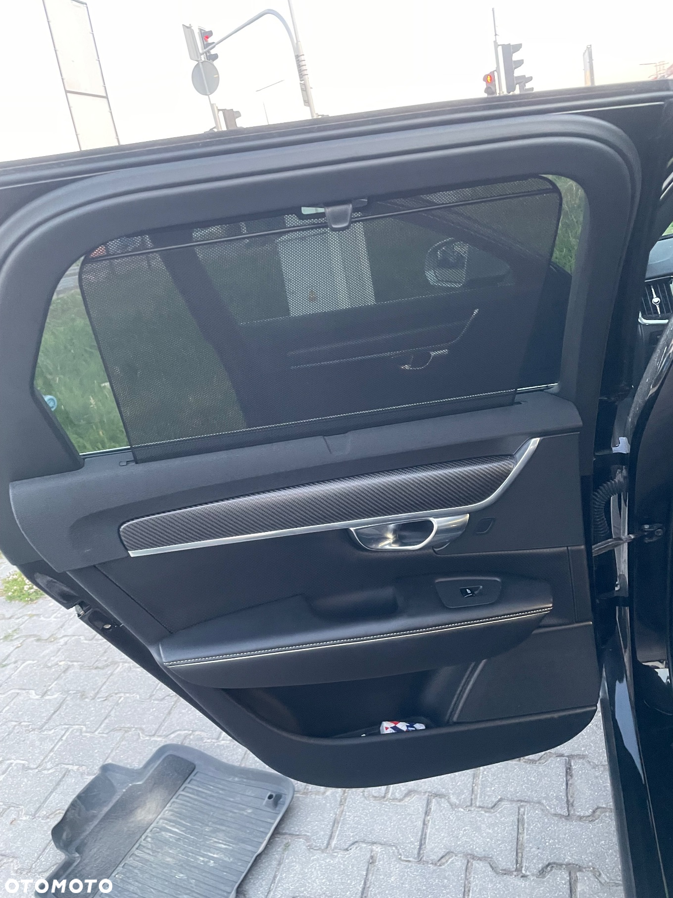 Volvo V90 T6 AWD R-Design - 17